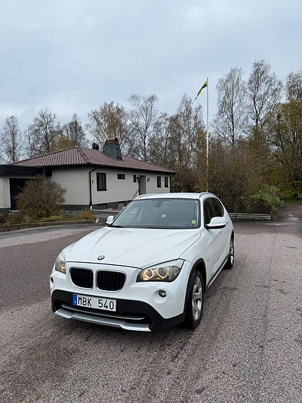 BMW X1 A-traktor / 2012-Nybesiktad