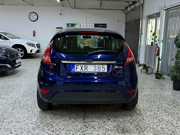 Ford Fiesta 4 of 16