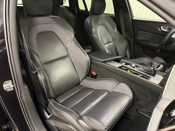 Volvo V60 10 of 27
