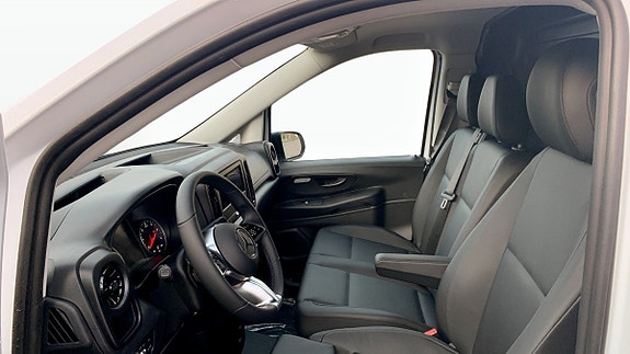 Mercedes-Benz Vito 114 3 of 5