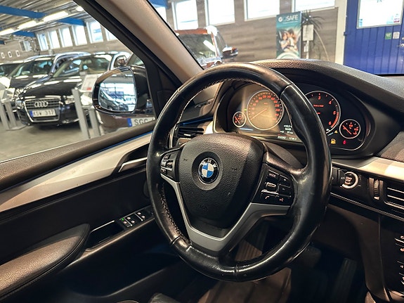 BMW X5 13 of 24
