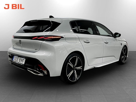 Peugeot 308 3 of 5
