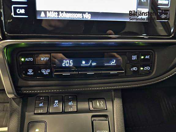 Toyota Auris 13 of 14