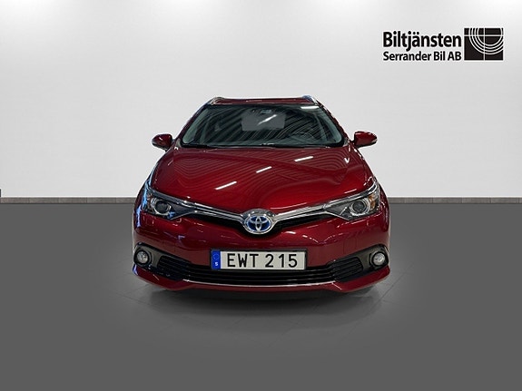 Toyota Auris 2 of 14