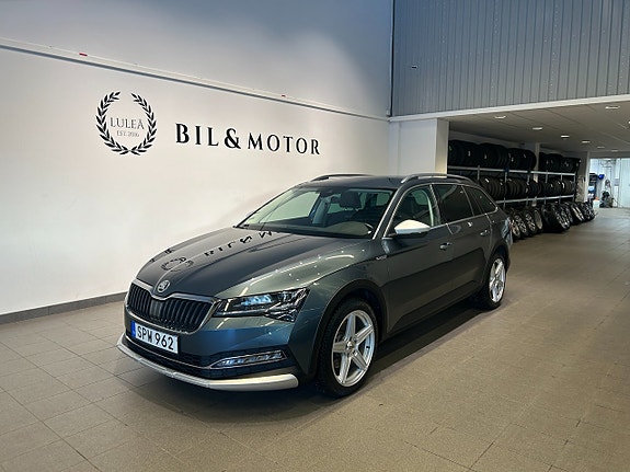 Skoda Superb Scout