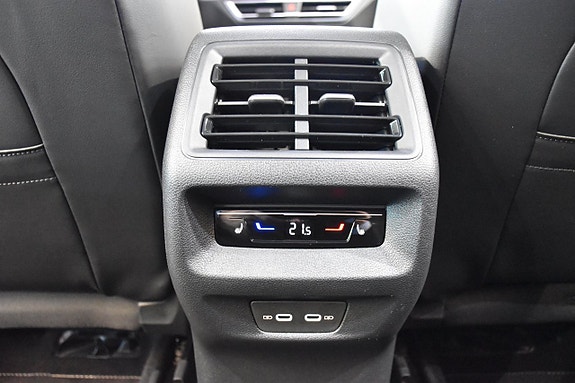 Volkswagen Tiguan 14 of 18
