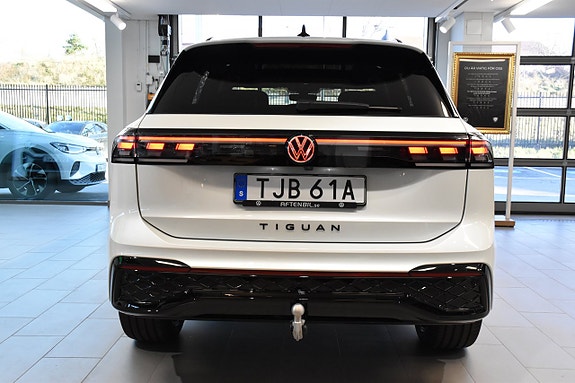 Volkswagen Tiguan 6 of 18