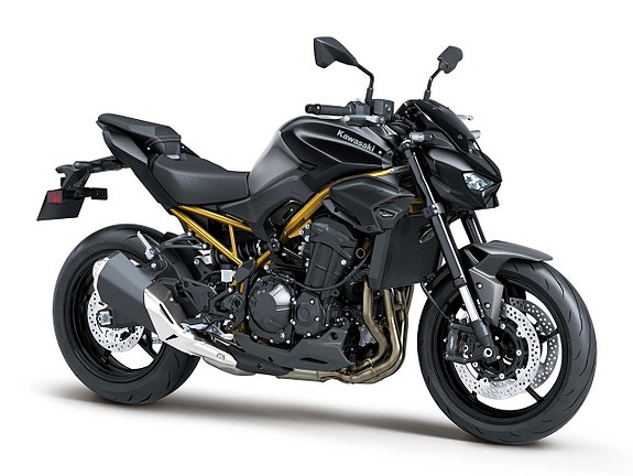 Kawasaki Z900 35kW 3 of 13