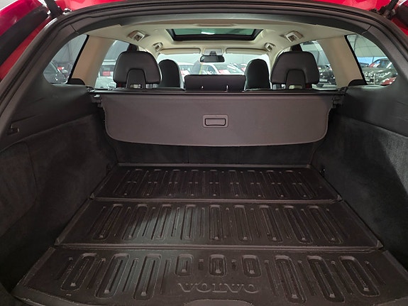 Volvo XC60 6 of 15