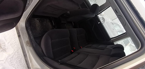 Volkswagen Passat 7 of 13