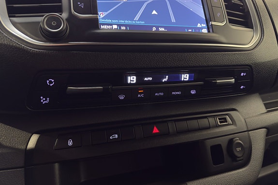 Peugeot e-Expert 19 of 21