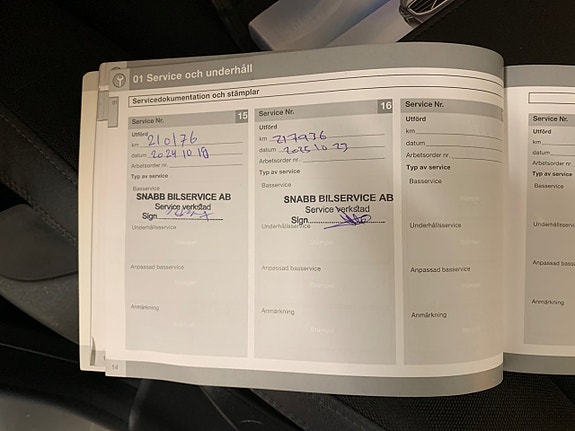 Volvo V60 22 of 27