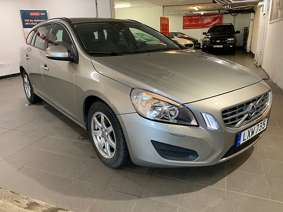 Volvo V60 26 of 27
