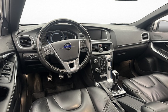 Volvo V40 8 of 20