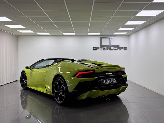 Lamborghini Huracan 10 of 24