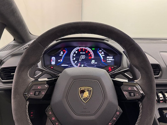 Lamborghini Huracan 22 of 24