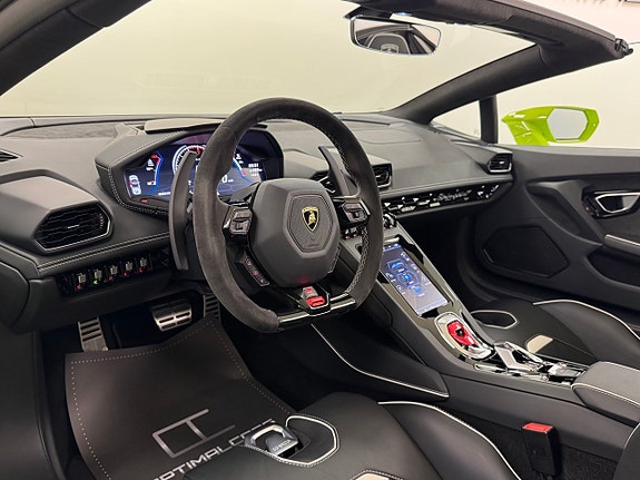 Lamborghini Huracan 4 of 5