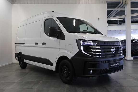 Nissan Interstar 5 of 16