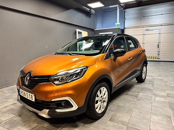 Renault Captur 3 of 5