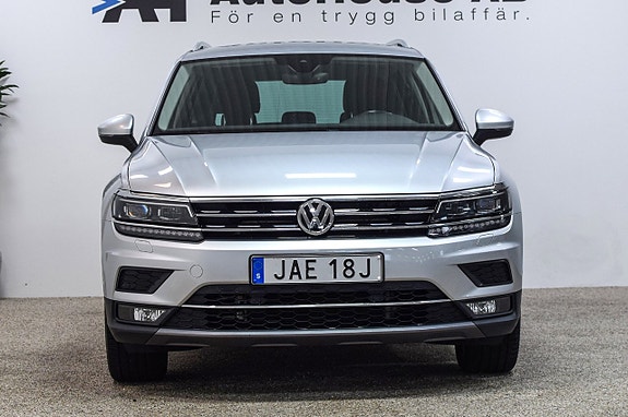 Volkswagen Tiguan 4 of 5