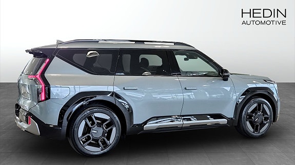 Kia EV9 6 of 12