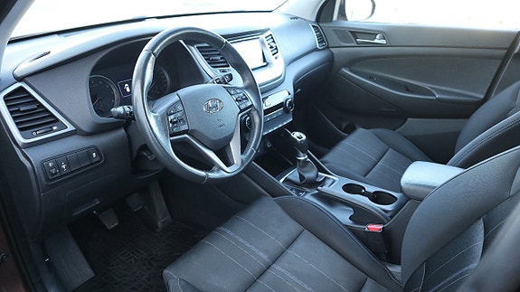 Hyundai Tucson 3 of 18