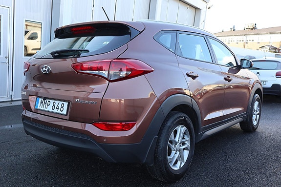 Hyundai Tucson 10 of 18