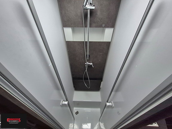 Adria Coral SUPREME 670 SL 6 of 11