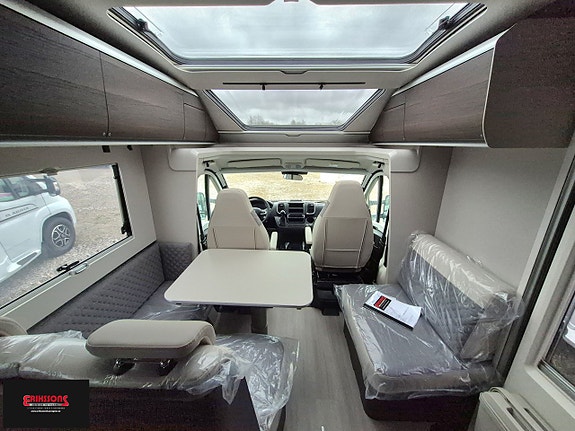Adria Coral SUPREME 670 SL 2 of 11