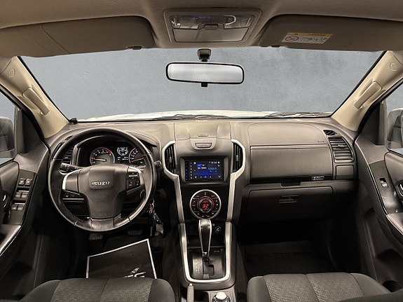 Isuzu D-max 12 of 25