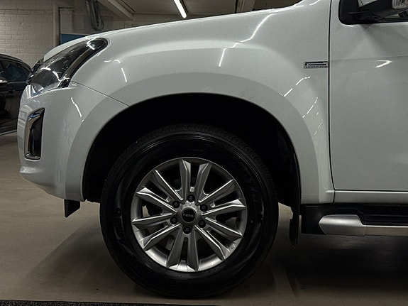 Isuzu D-max 15 of 25
