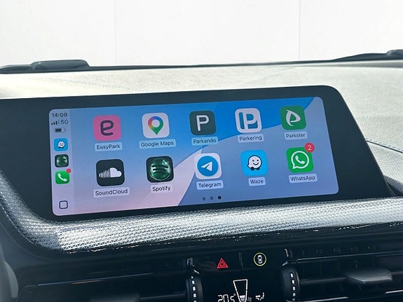 BMW 118i 10 of 11
