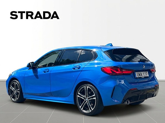 BMW 118i 5 of 11