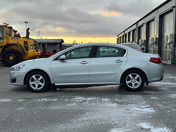 Peugeot 508 2 of 5