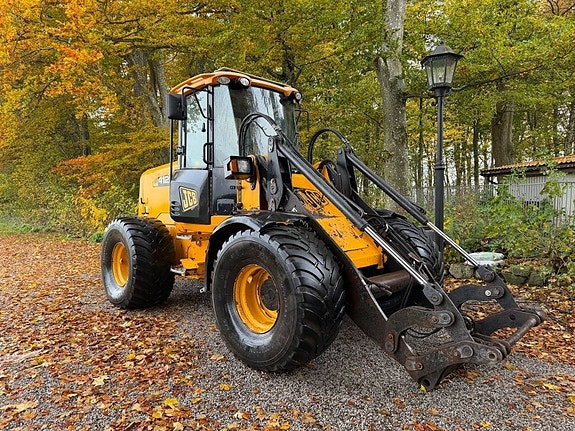 JCB 412S med Stora BM