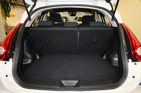 Nissan Juke 8 of 16