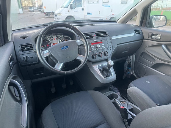 Ford C-Max 9 of 15