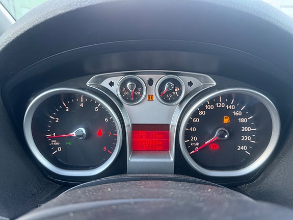 Ford C-Max 14 of 15