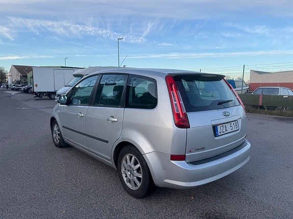 Ford C-Max 7 of 15
