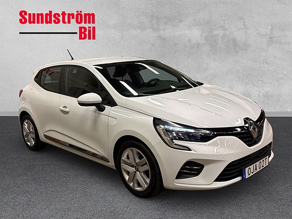 Renault Clio 8 of 23