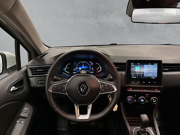 Renault Clio 15 of 23
