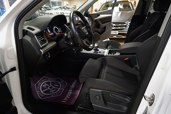 Audi Q5 3 of 5