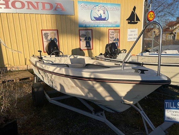 Uttern 4100 / Tohatsu 30 4 takt HÖSTREA!