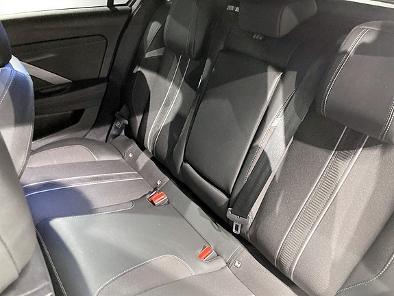 Opel Astra 11 of 15