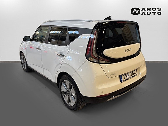 Kia e-Soul 6 of 14