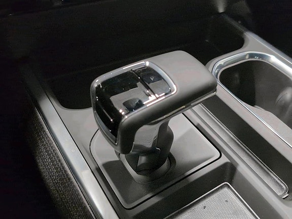 Chevrolet Silverado 1500 19 of 24