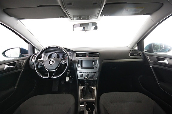 Volkswagen Golf VII 5 of 5