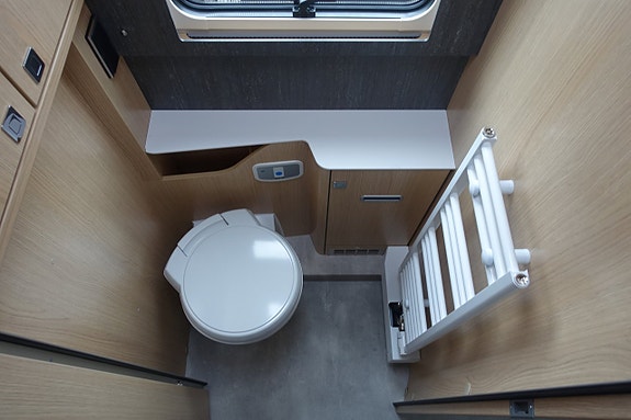 Hymer Masterline I 880 BlackLine All utrustning! Fabriksny! 16 of 23