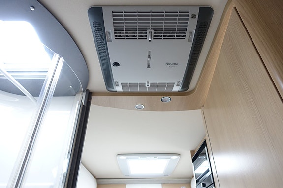 Hymer Masterline I 880 BlackLine All utrustning! Fabriksny! 20 of 23
