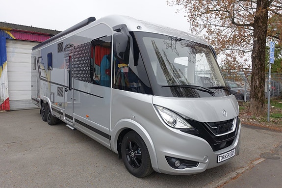Hymer Masterline I 880 BlackLine All utrustning! Fabriksny!
